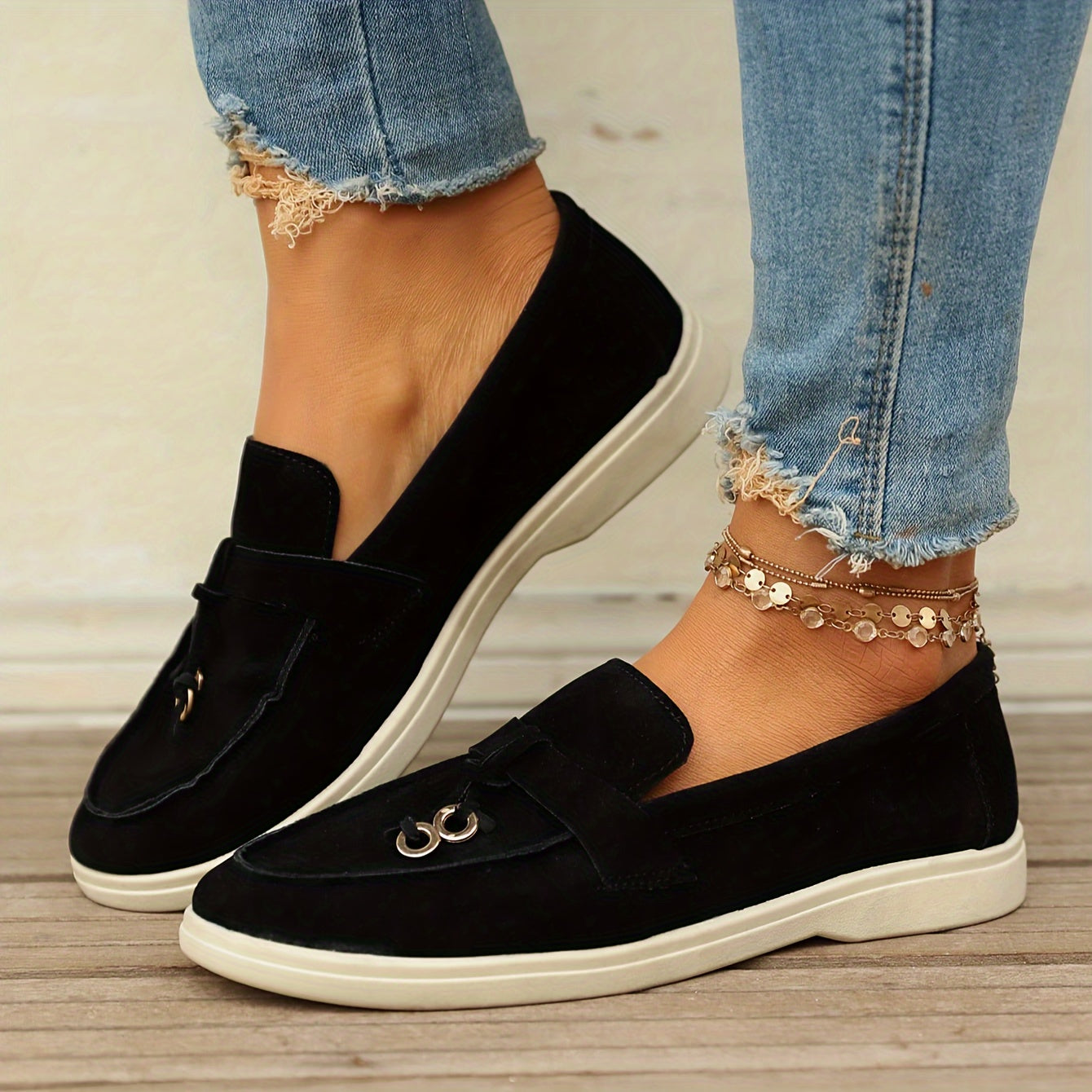 Mila | Mocassins féminins à glands avec anneau en fer et décoration