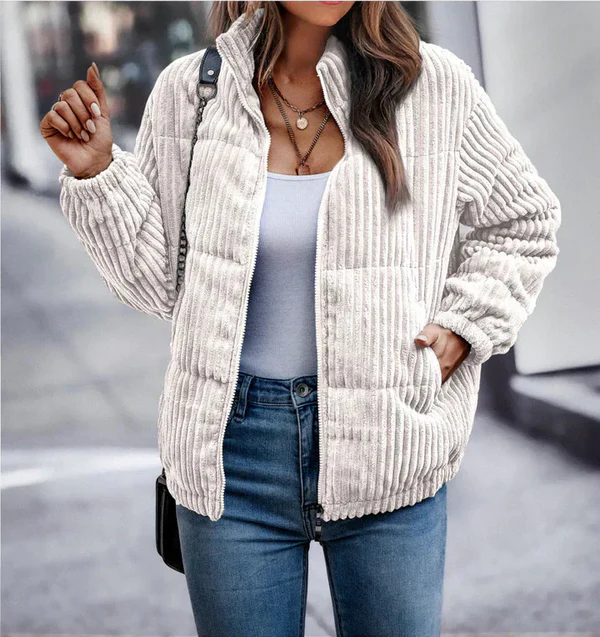 Veste moderne au design laconique pour toutes les occasions