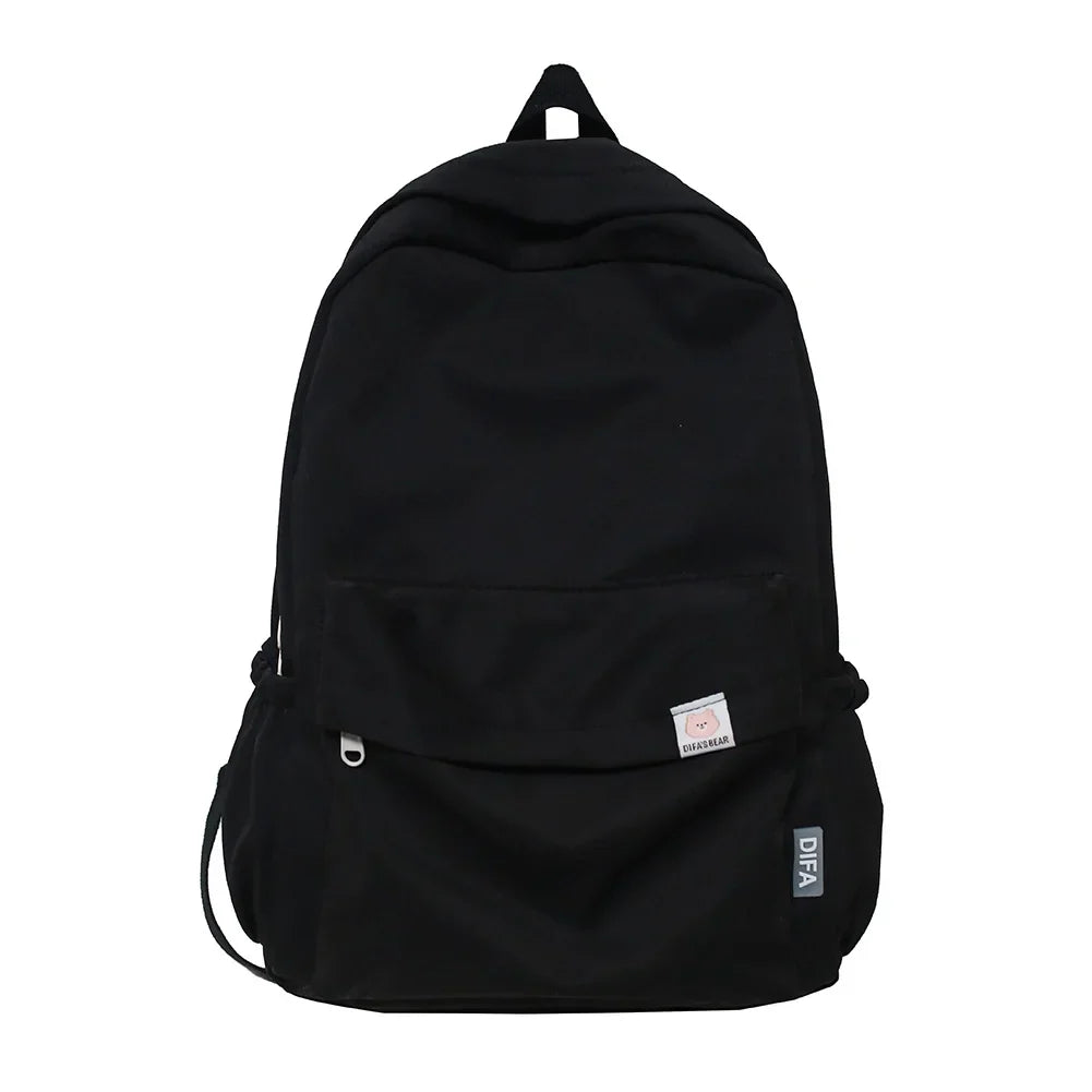 Bella | Durable Nylon Spacious Large Backpack (Sac à dos spacieux et durable en nylon)