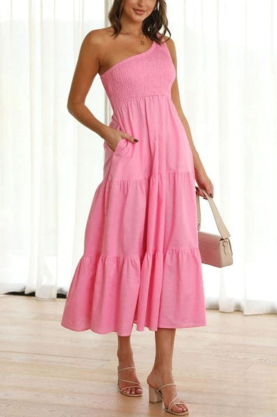 Alivia - Robe midi asymétrique à épaules découvertes avec poches