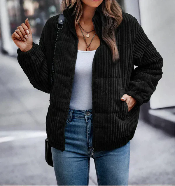 Veste moderne au design laconique pour toutes les occasions