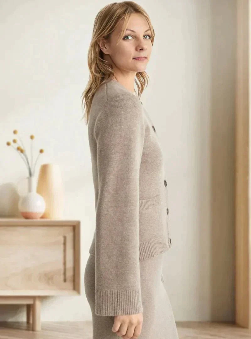 Jane - Cardigan Tricoté Doux avec Boutons pour Femmes