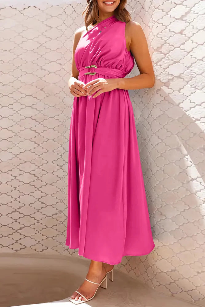 Norah - Robes de soirée élégantes avec décolleté plongeant et ornements métalliques massifs
