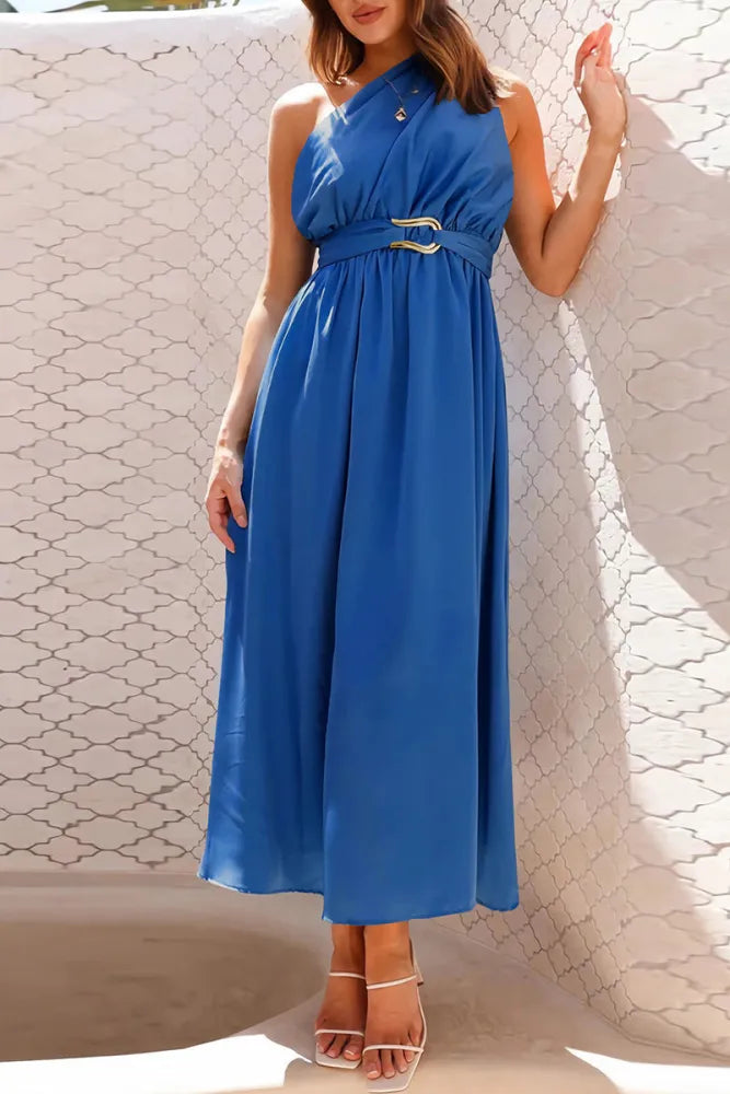 Norah - Robes de soirée élégantes avec décolleté plongeant et ornements métalliques massifs