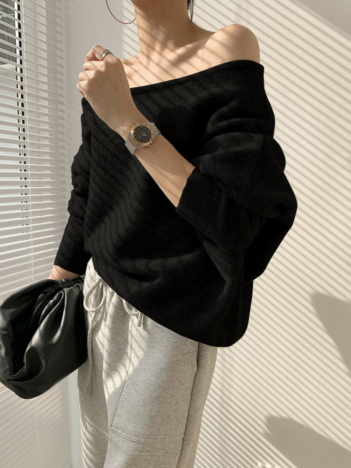 Pull Asymétrique à Épaule Dénudée - Tricot Élégant pour un Style Chic