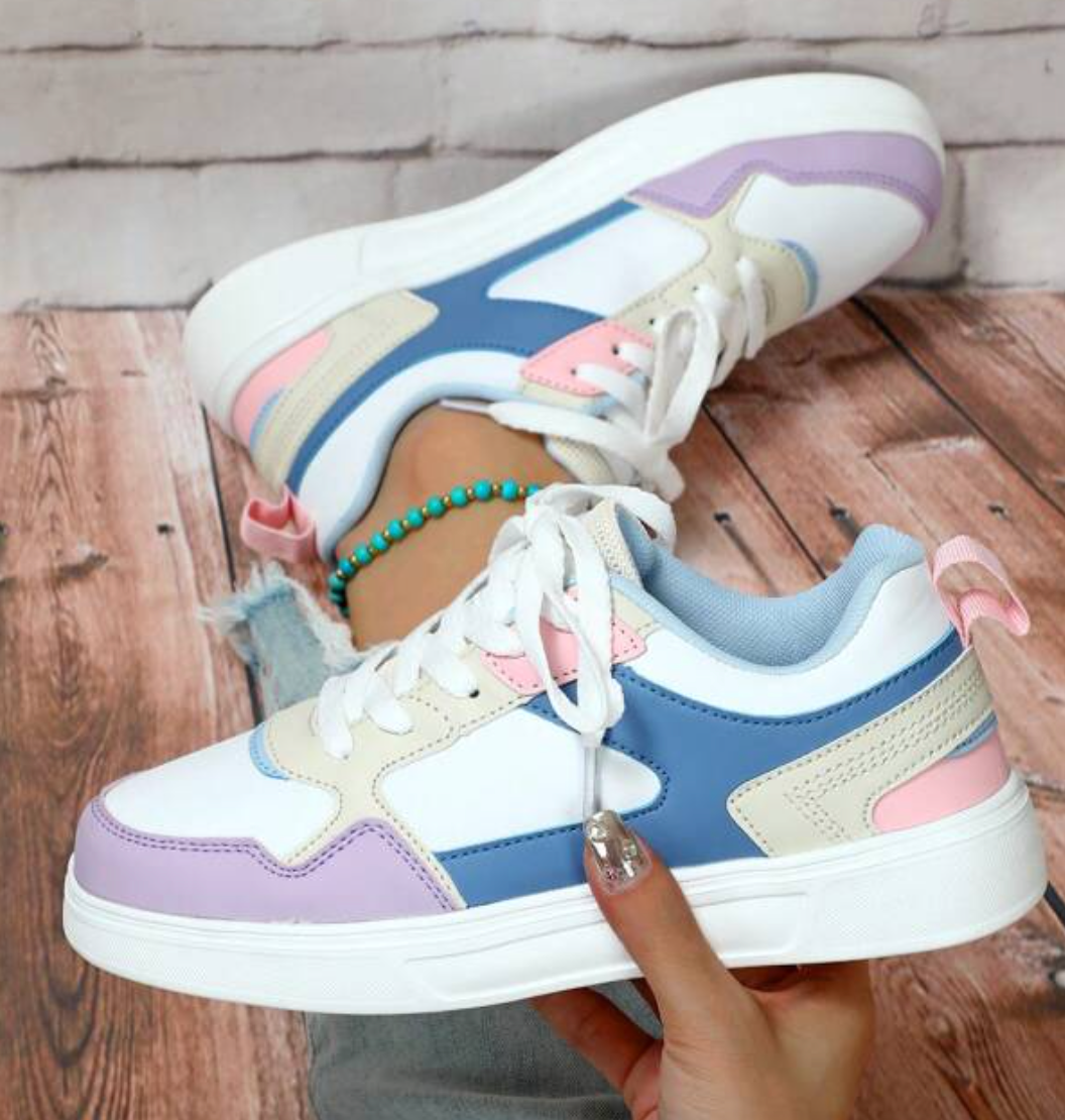 Chaussures plates pour femmes avec couleurs contrastées