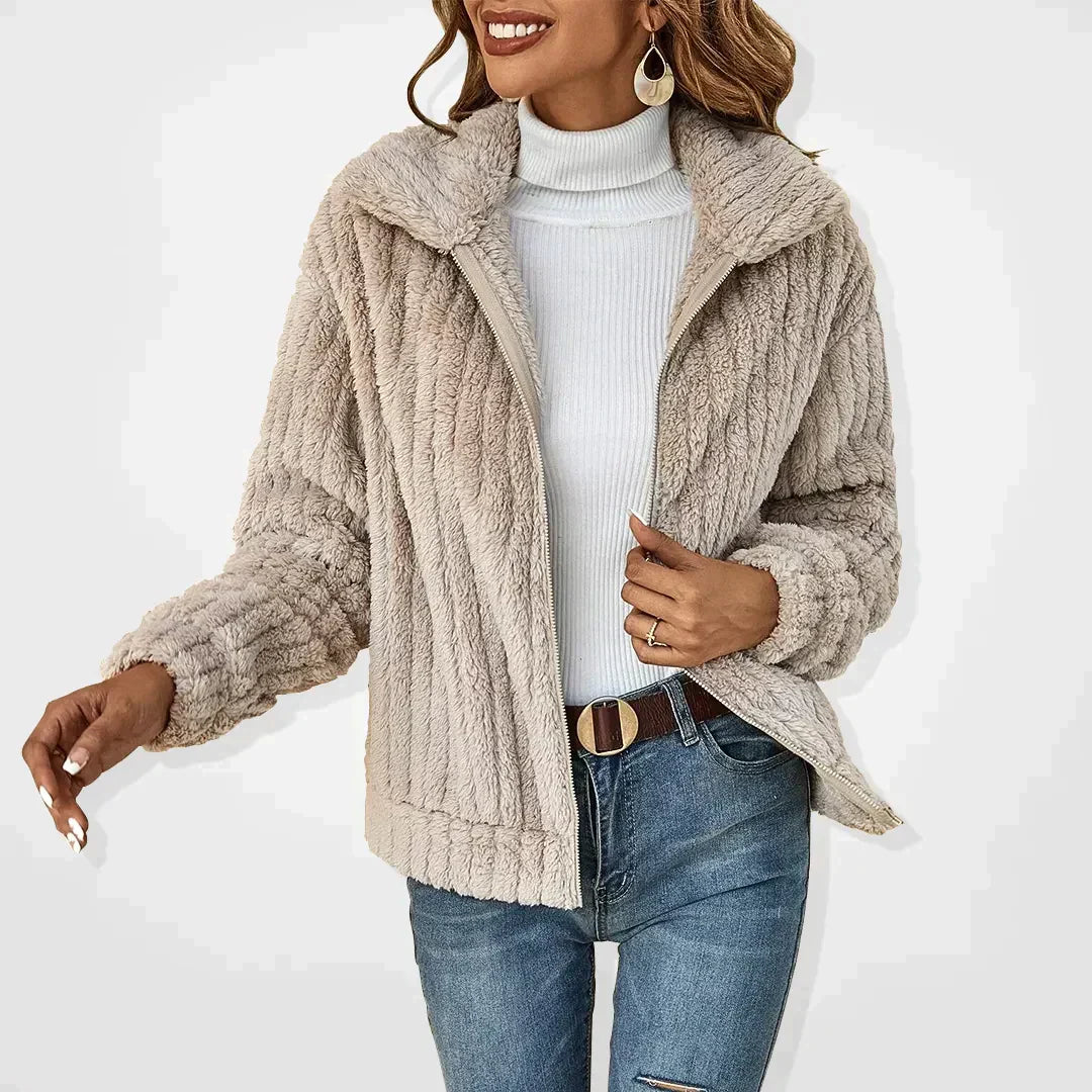 EBA | LÄSSIGE STRICKJACKE