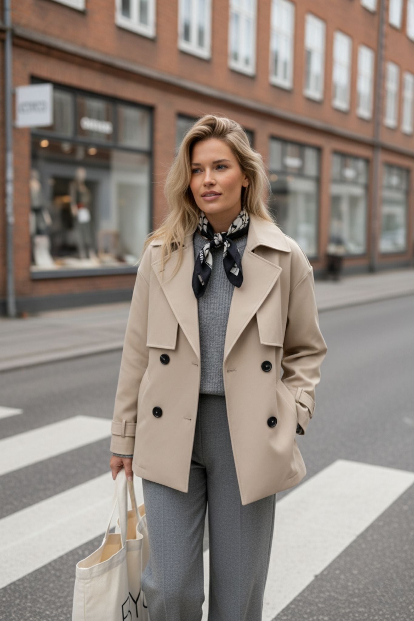 Briella | Trench Femme Décontracté à Double Rangée de Boutons Chic