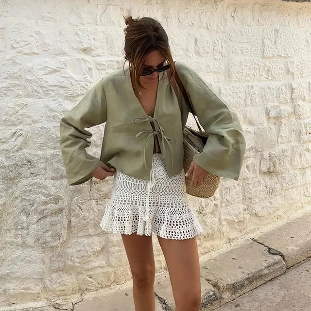 FLEUR | Blouse en lin agrémentée de charmants nœuds