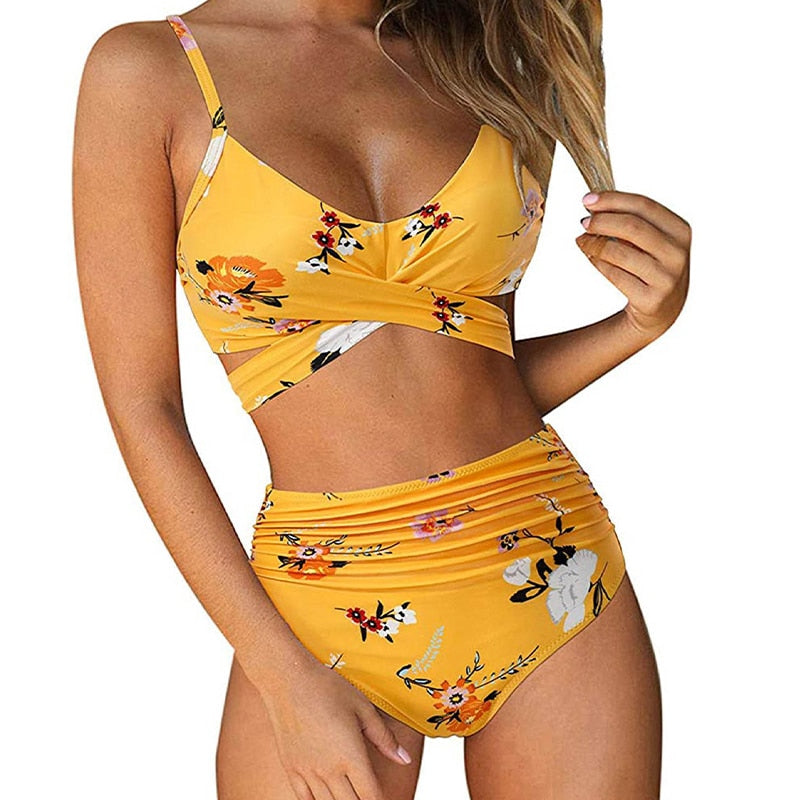 Carly Highwaist Bikini | Votre tenue de plage idéale