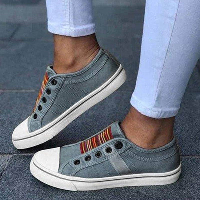 Chaussures légères et confortables en toile