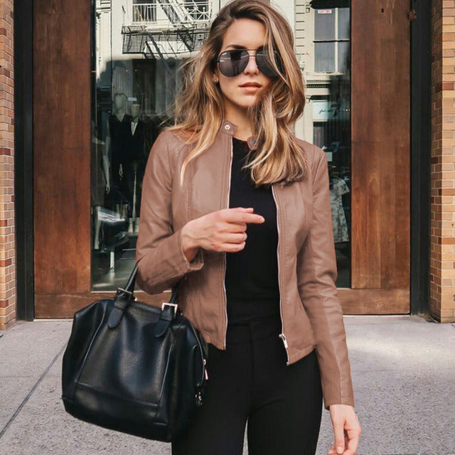 Veste en cuir slim fit pour femmes