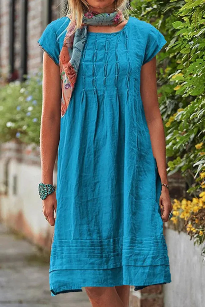 Neve - Robe de loisirs à manches courtes avec col en U en patchwork uni