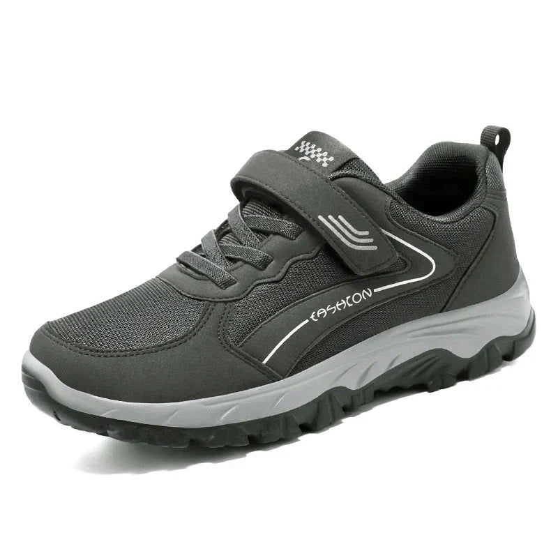 Chaussures de course athlétiques et respirantes en maille noire pour femmes