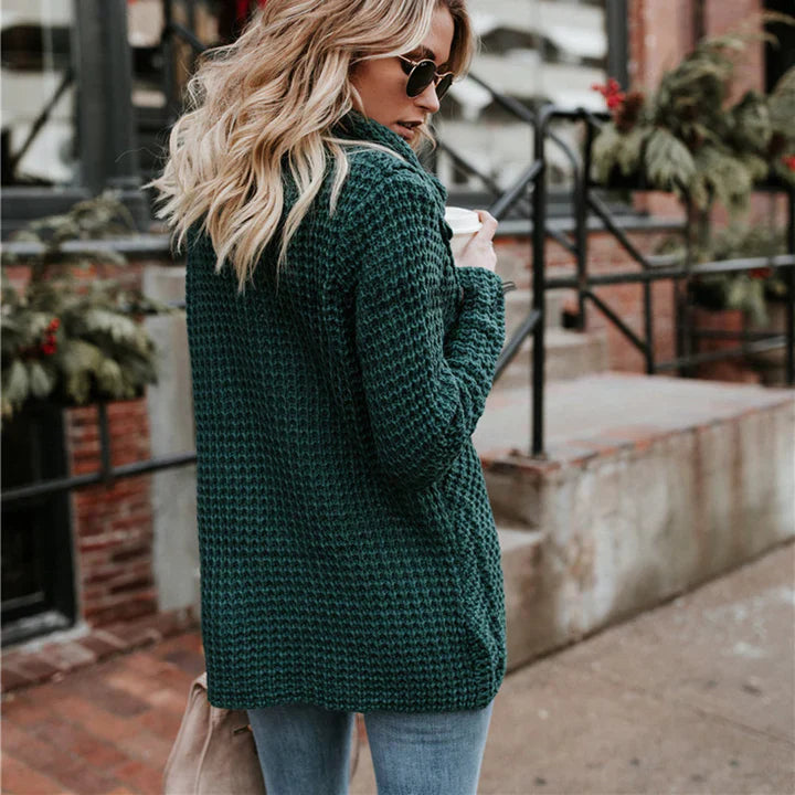 Pull élégant aux détails raffinés