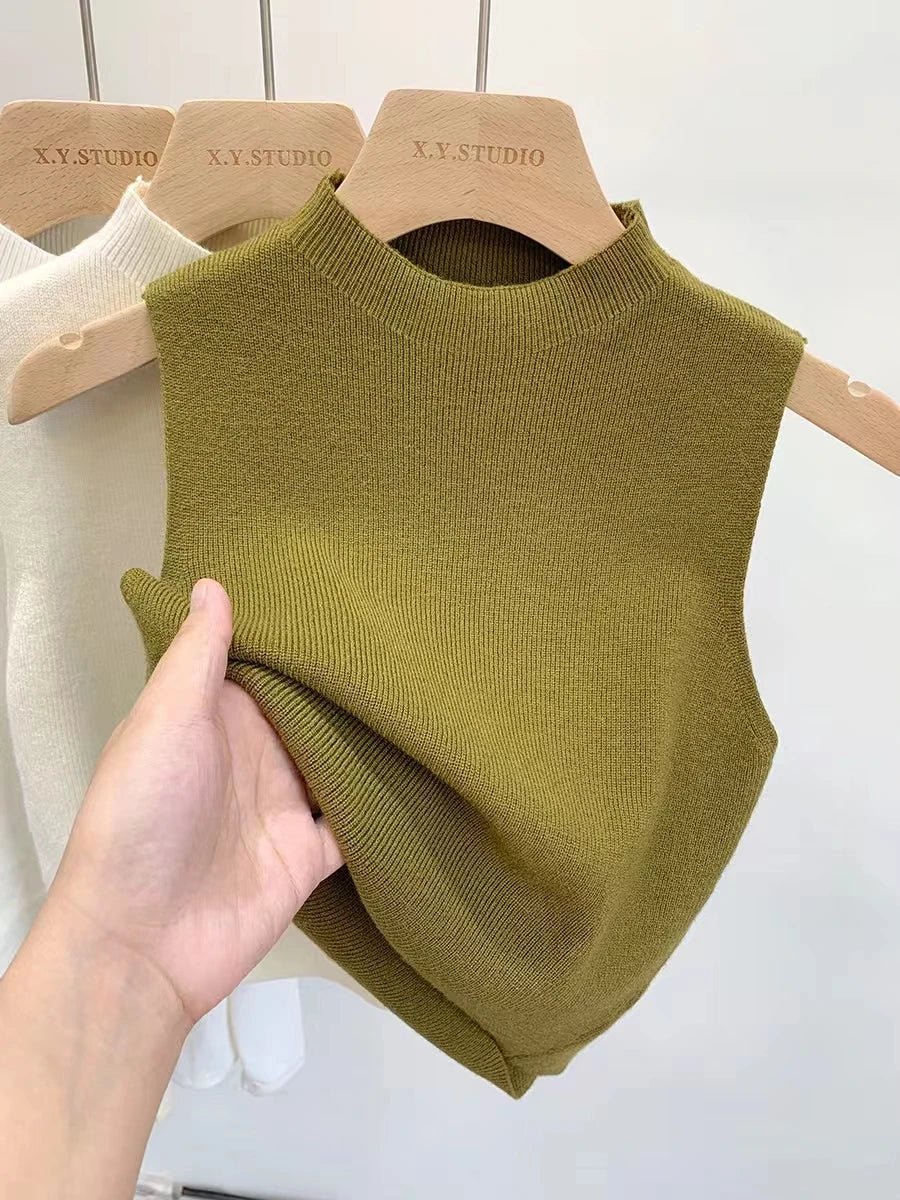Calandra- Sweat tricoté sans manches avec col montant pour femmes