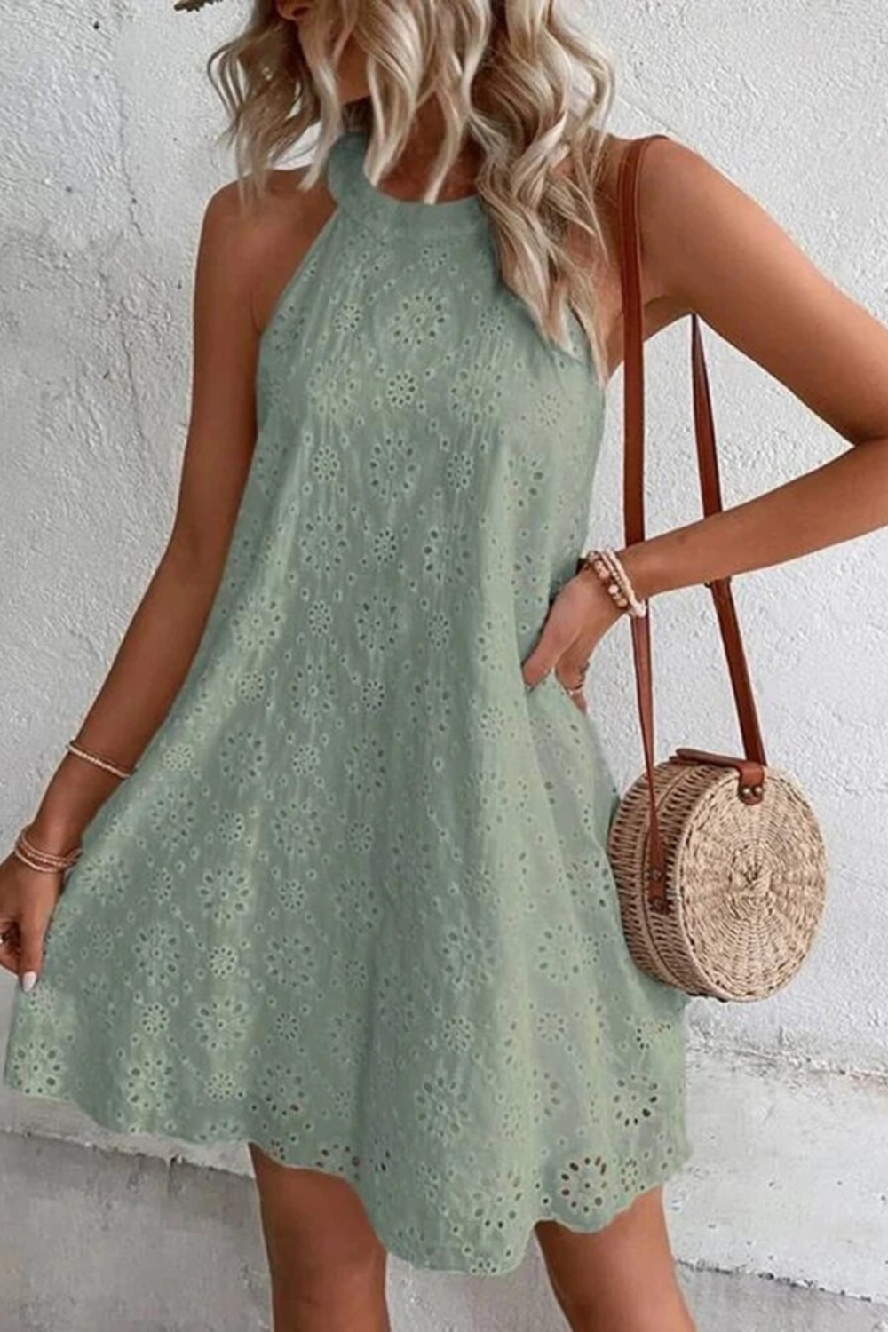 Stella - Robe à broderie imprimée en dentelle
