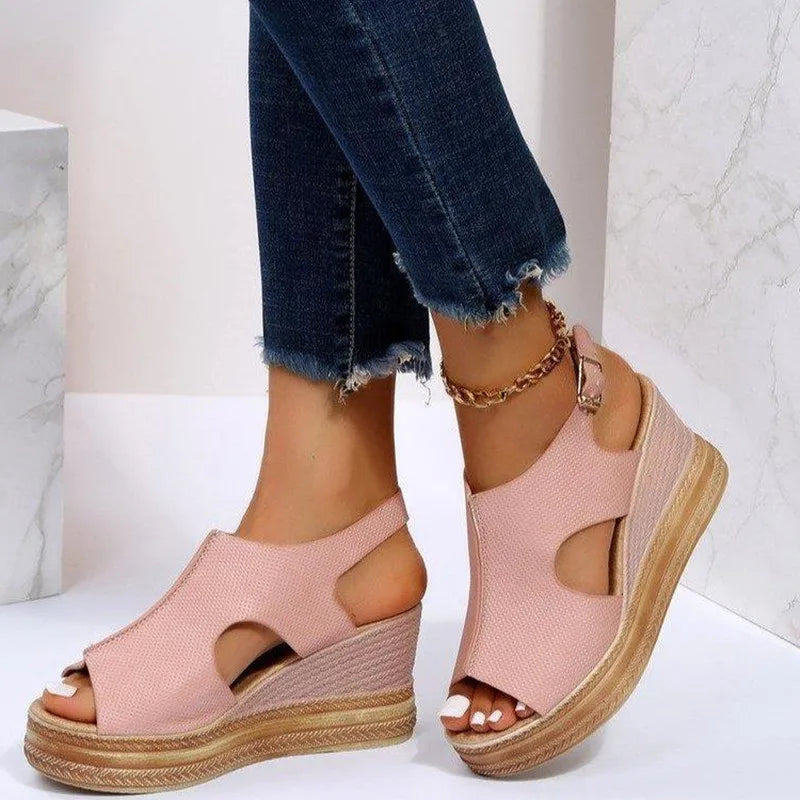 Chaussures compensées dorées avec paillettes