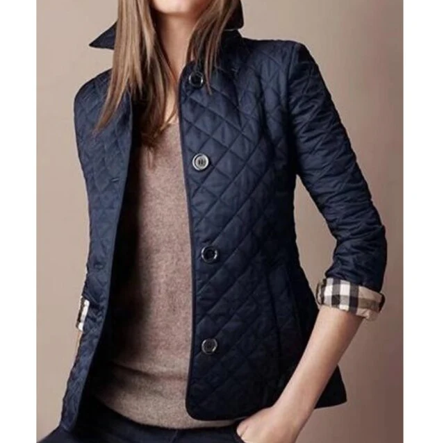 Cheryl - l'élégante veste cintrée en coton-soie