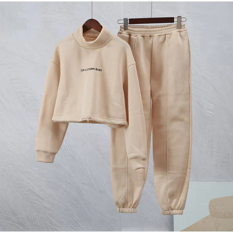 Kaila Tracksuit | Stylé et confortable