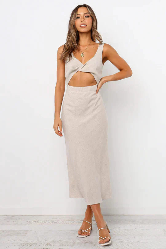 - Robe midi de style enveloppant