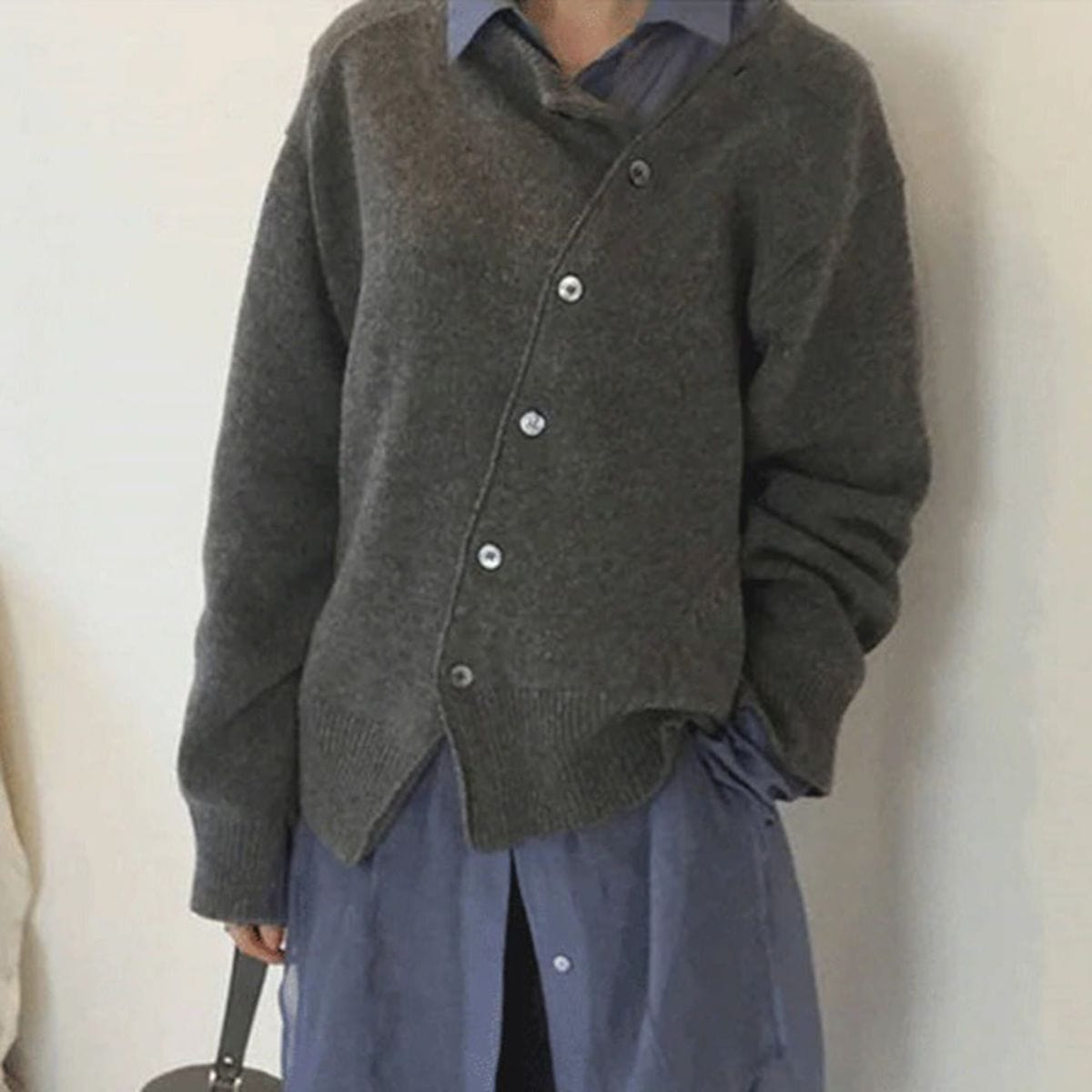 Uddy Cardigan - Manteau luxueux en cachemire avec détails de boutons