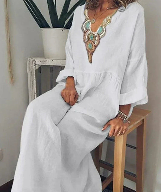 Robe décontractée à manches longues et encolure en V