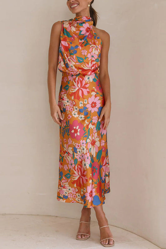 Robe élégante en satin avec encolure midi