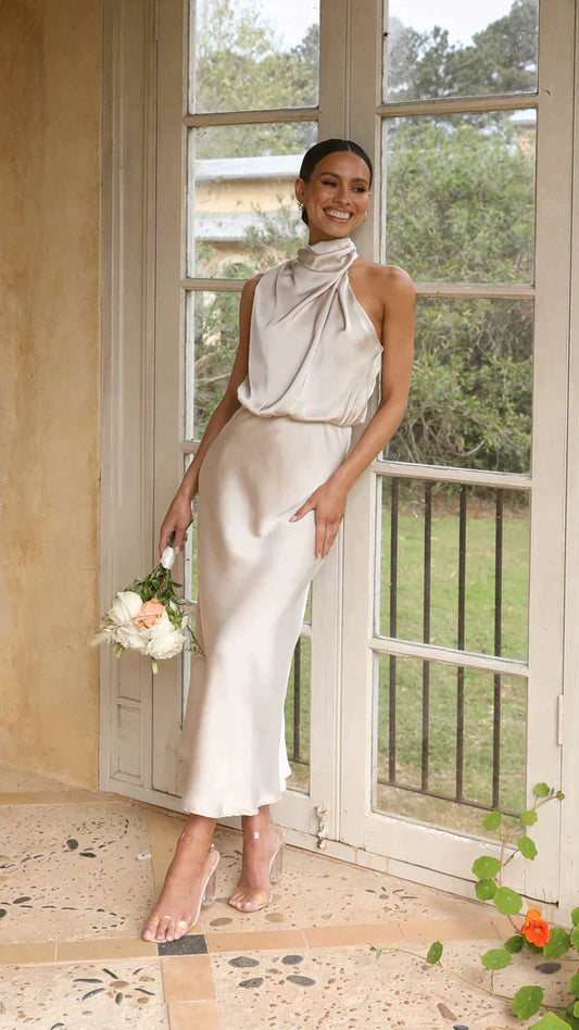 Belle - Robe longue brillante