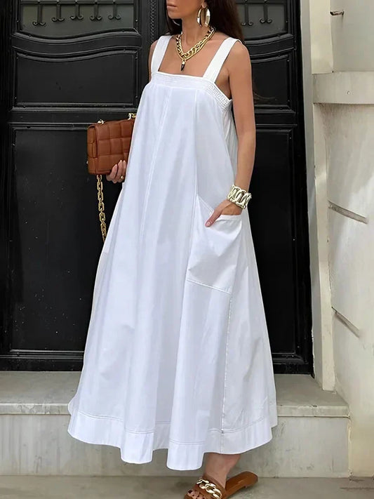 Robe longue sans manches avec encolure carrée