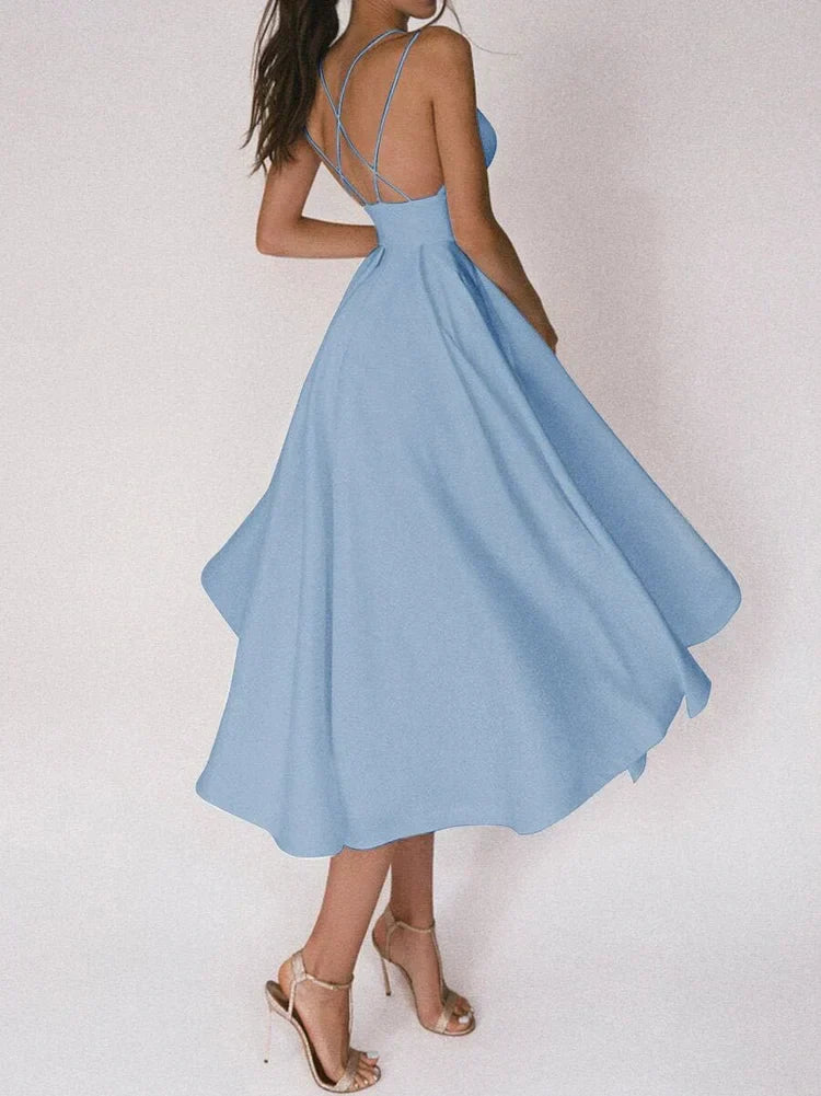 Élégante robe sans bretelles à encolure en V