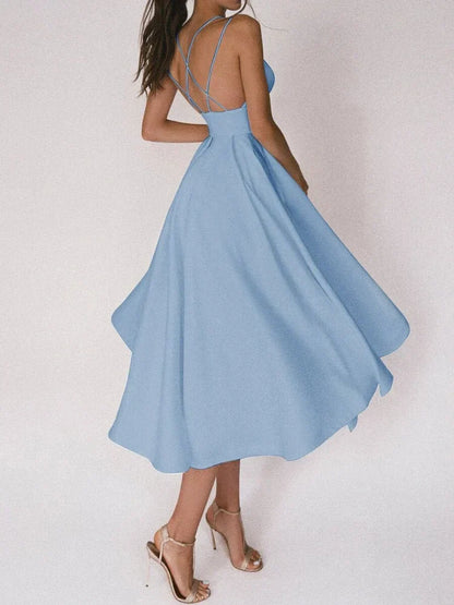 Élégante robe sans bretelles à encolure en V