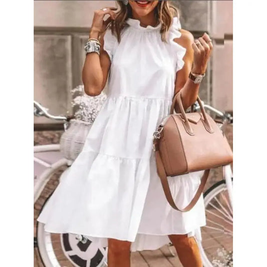 Mode Doux et lisse avec des volants mixtes, robe coupe A avec encolure ronde