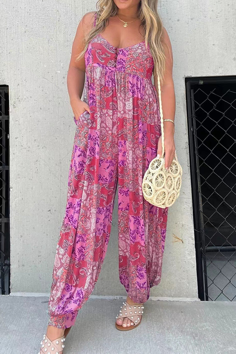 - Combinaison ample à col en V avec poche florale