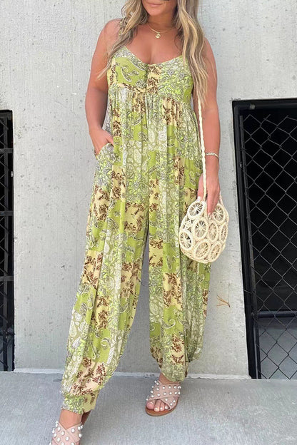 - Combinaison ample à col en V avec poche florale