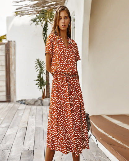 Evelyn - Robe Diva à manches courtes