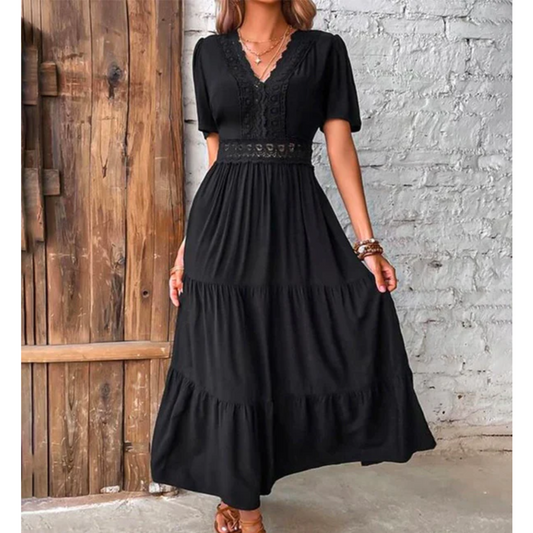 Robe longue ajustée avec encolure en V et manches courtes