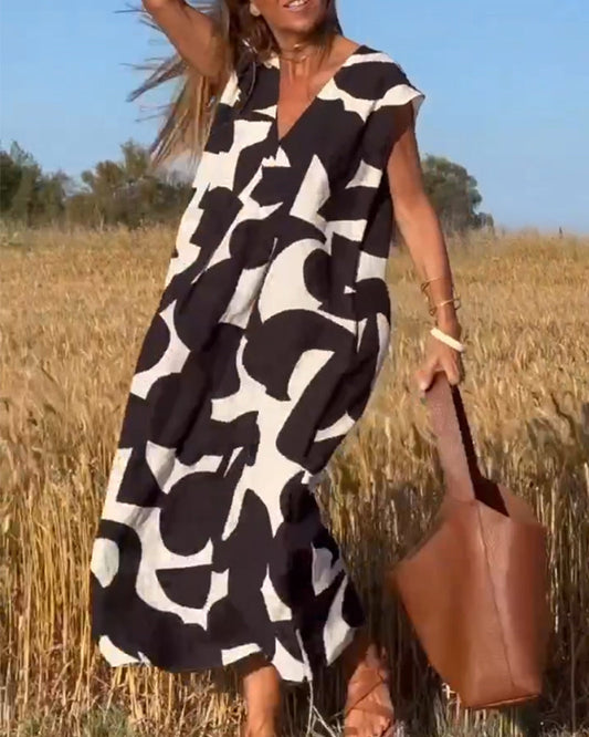 ROBE IMPRIMÉE AVEC ENCOLURE EN V