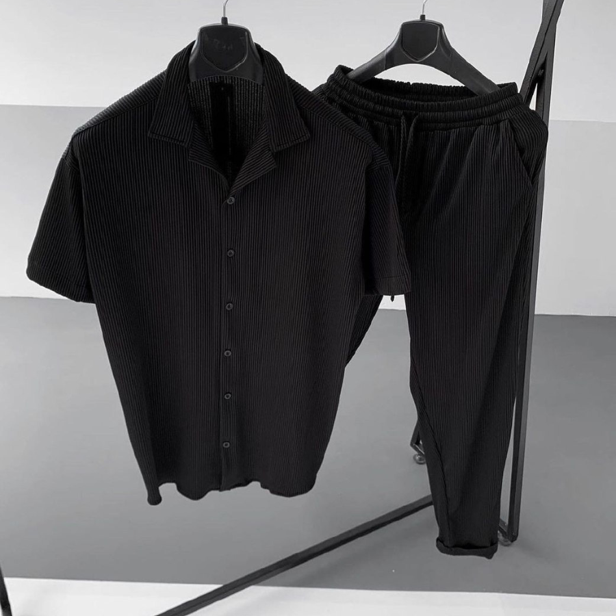 Bernard | Ensemble spacieux pour hommes
