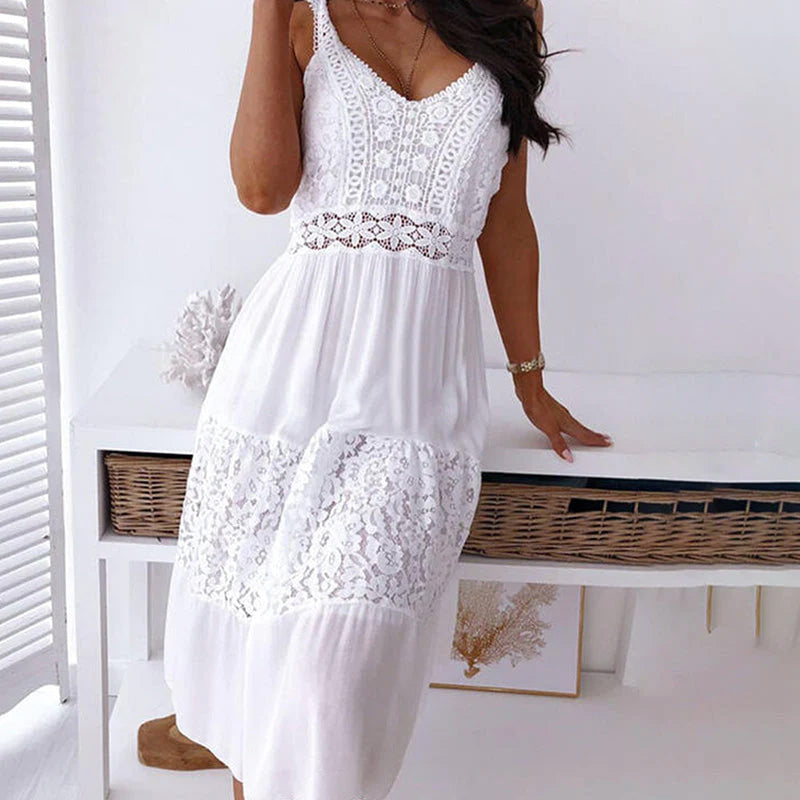 Robe de plage blanche élégante