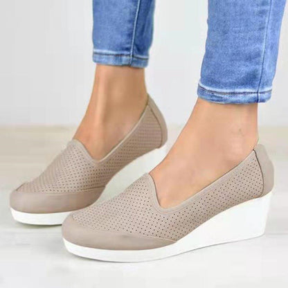 Chaussures en résille pour femmes
