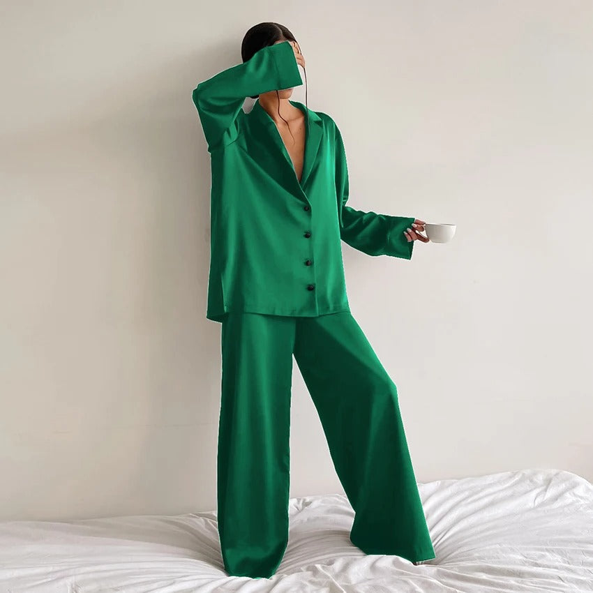 Elégance soyeuse Ensemble pyjama grande taille - Belen