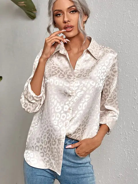 Ubelia Blouse | Blouse à manches longues en léopard