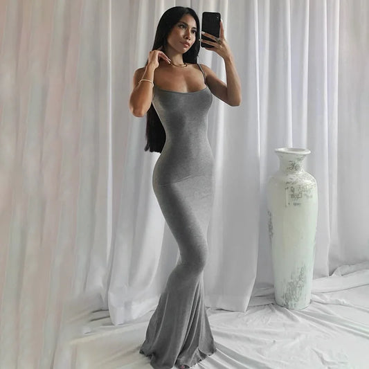- Robe d'été à bretelles spaghetti