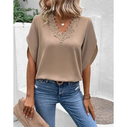 Verda Blouse | Chemisier décontracté en dentelle à col en V