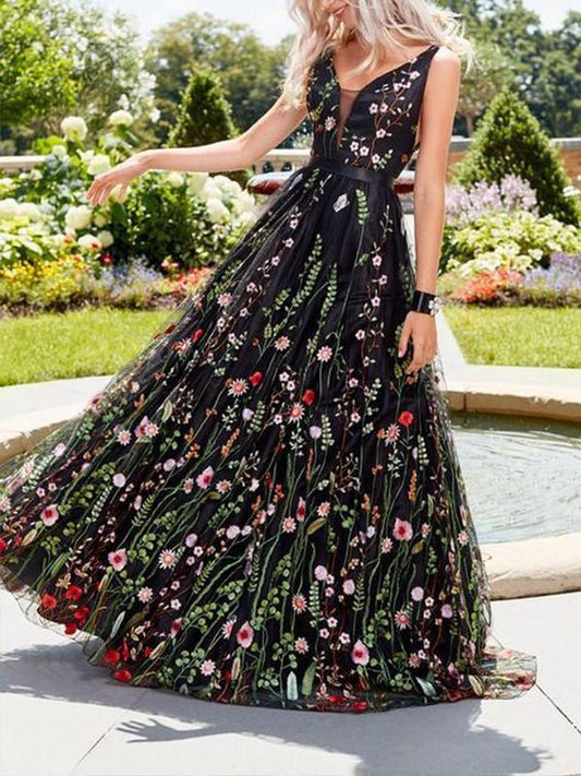 Adela - Robe brodée à imprimé floral