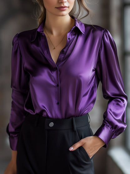 Elégante blouse en satin noir à manches longues