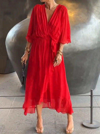 Keira - Robe élégante et stylée en mousseline de soie avec décolleté en V