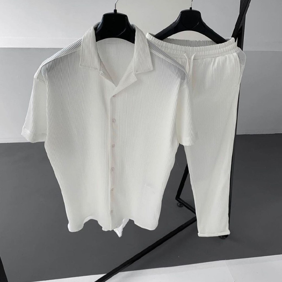 Bernard | Ensemble spacieux pour hommes