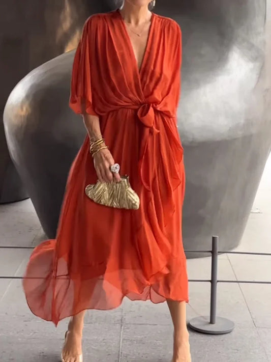 Keira - Robe élégante et stylée en mousseline de soie avec décolleté en V